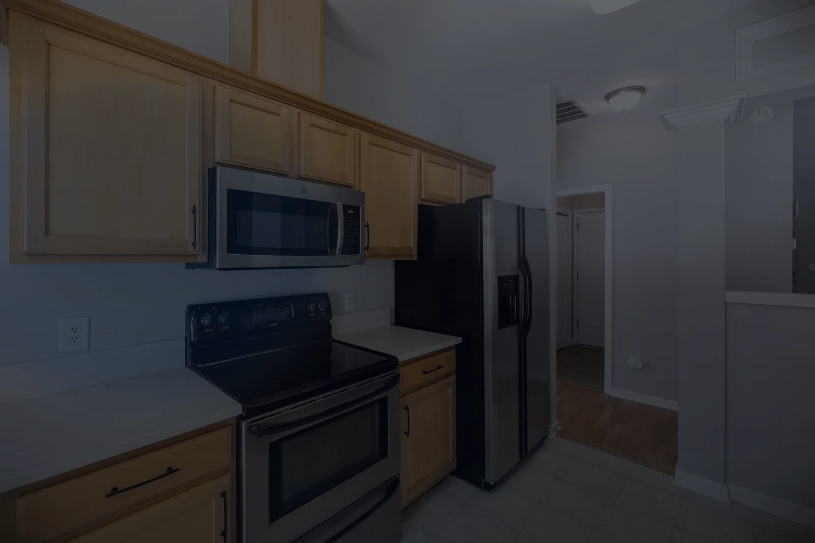 Кейс по гардеробным и фасадам HOLZCOM